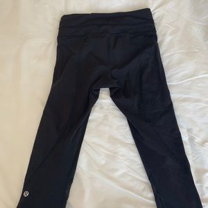 Black lululemon leggings
